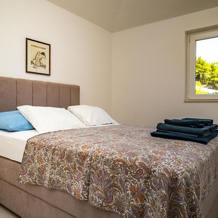 Apartments Gandalj ロクヴァ・ロゴズニツァ エクステリア 写真