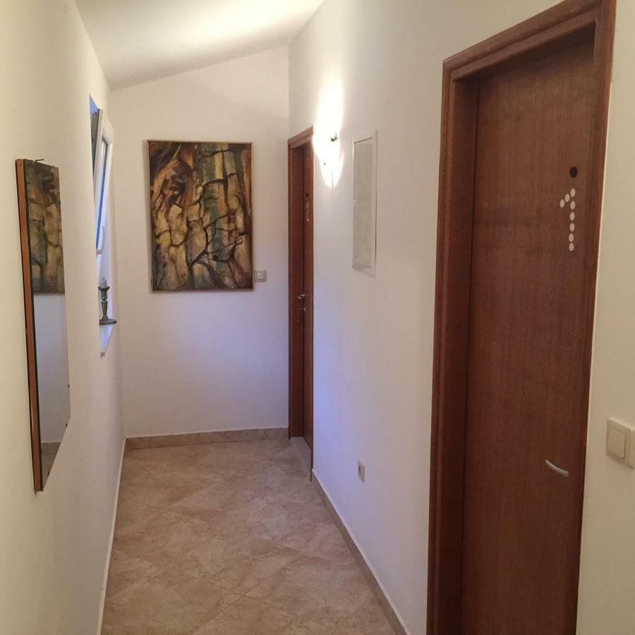 Apartments Gandalj ロクヴァ・ロゴズニツァ エクステリア 写真