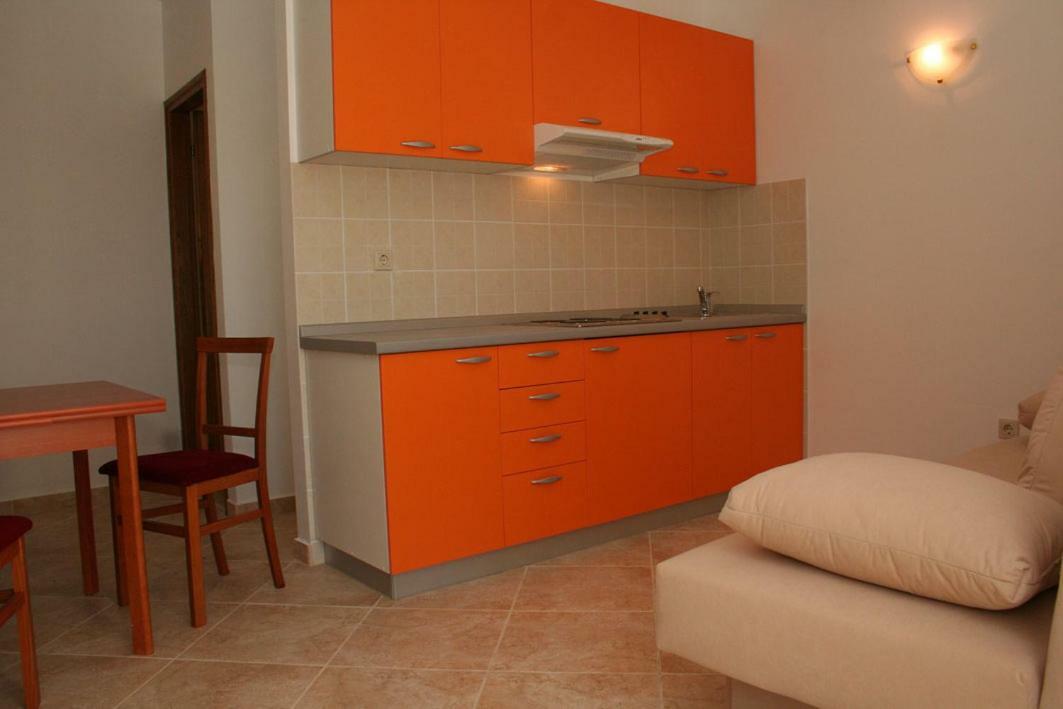 Apartments Gandalj ロクヴァ・ロゴズニツァ エクステリア 写真